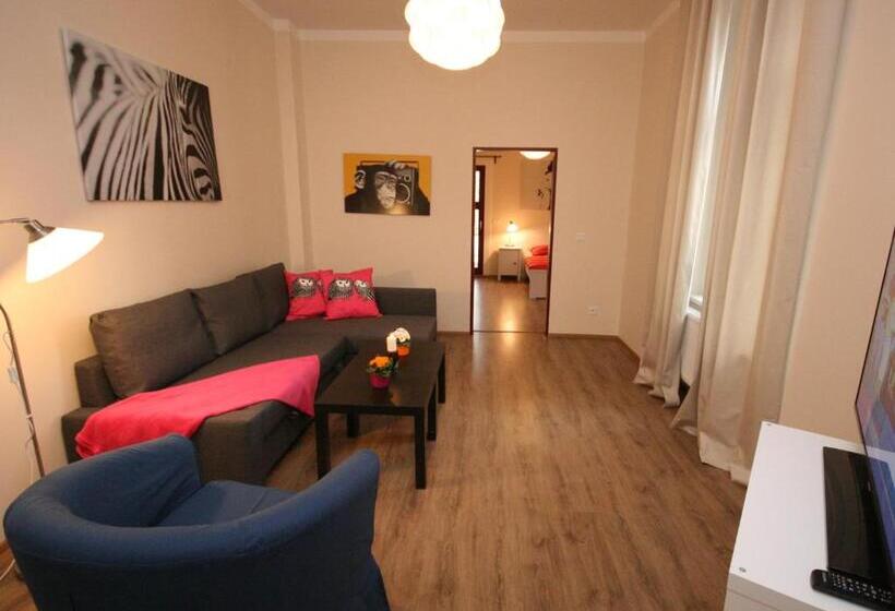 Апартаменты 1 Спальня с Террасой, Pension Alba