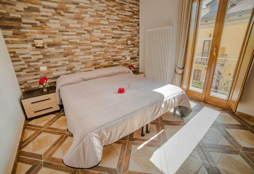 マウンテンビュースタンダードルーム, Albergo Ad Astra