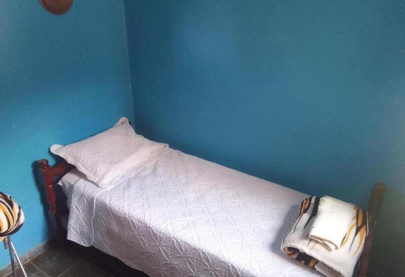 غرفة قياسية, Hostel Yellow House Mg