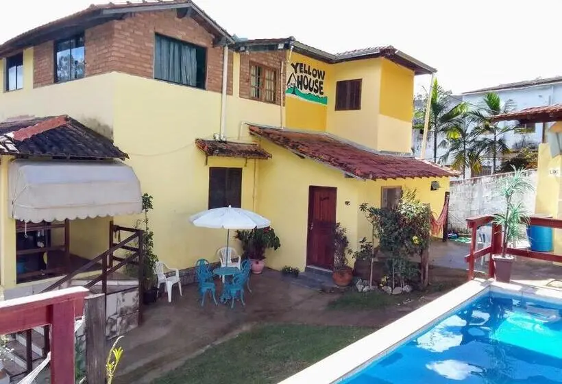 浴室共有ファミリールーム, Hostel Yellow House Mg