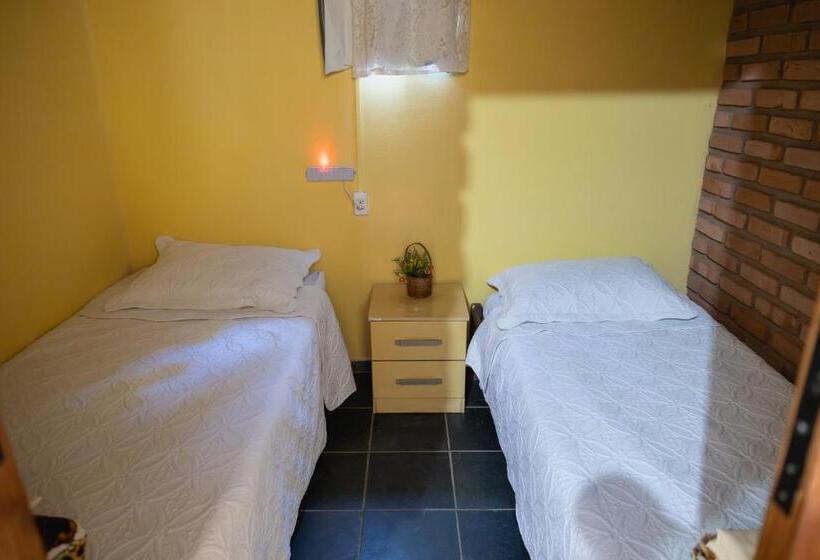 غرفة قياسية, Hostel Yellow House Mg