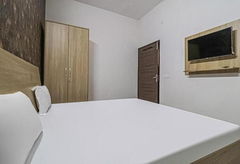 اتاق کلاسیک سه تخته, Oyo 82616 Prime Property