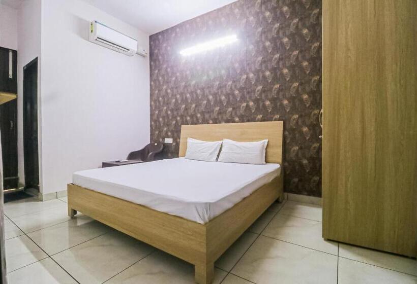 اتاق کلاسیک سه تخته, Oyo 82616 Prime Property