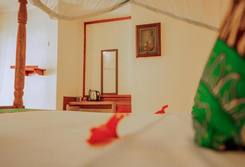 غرفة قياسية إطلالة جانبية علي البحر, Sansi Kae Beach Resort