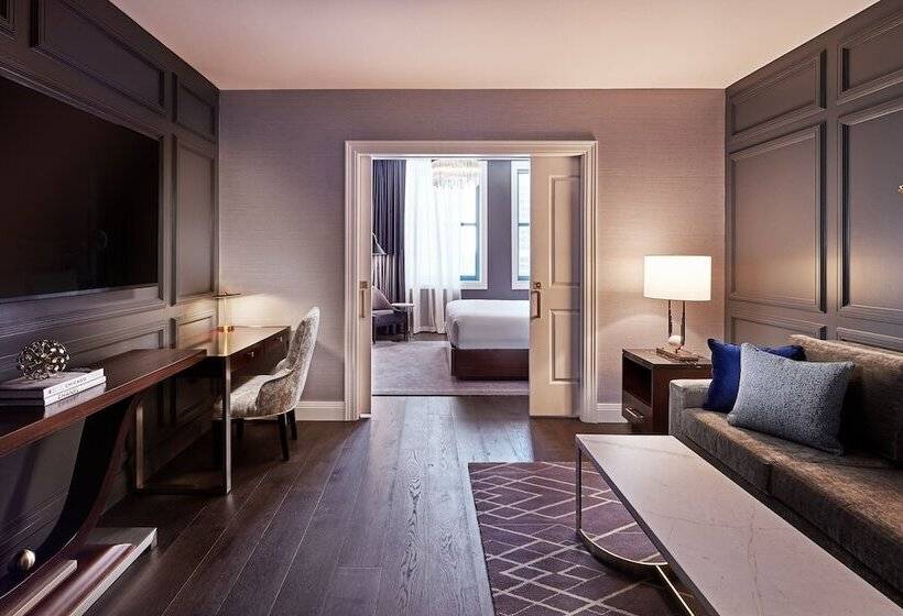 سوییت اجرایی, The Lasalle Chicago, Autograph Collection