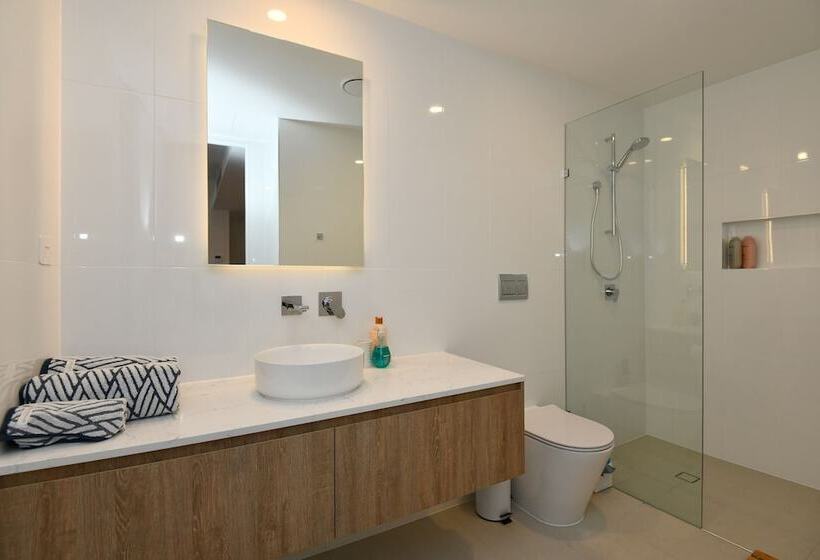 Апартаменты 1 Спальня Вид на Море, X Kirra Apartments