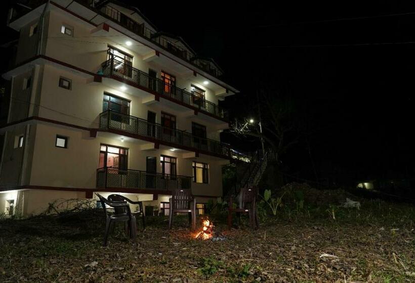 غرفة عائلية, Shimla Pines Homestay