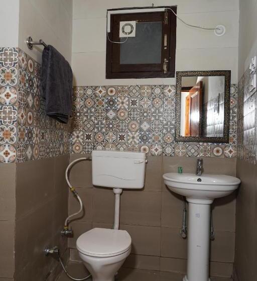 غرفة ديلوكس, Shimla Pines Homestay