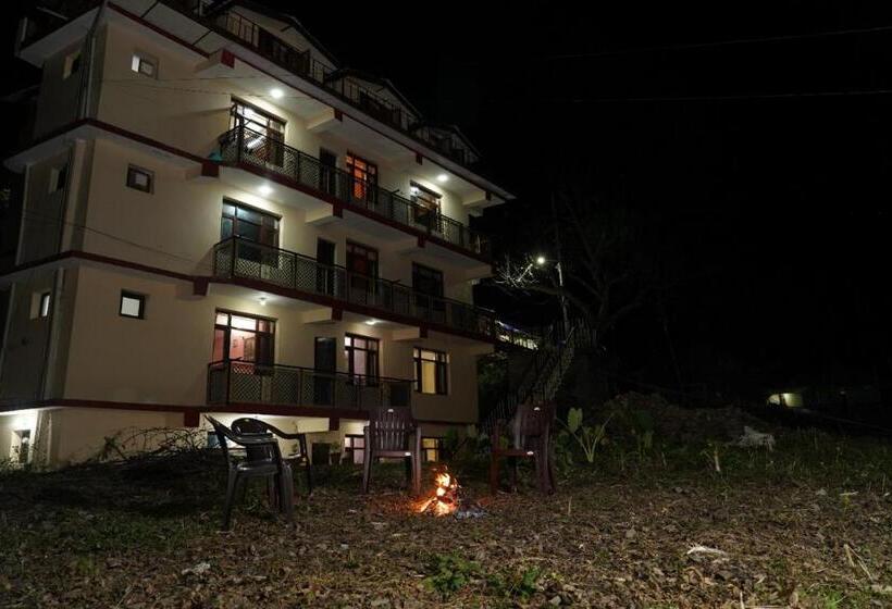 غرفة ديلوكس, Shimla Pines Homestay