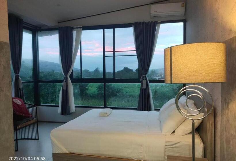 Triplo Executivo, 88 ลิฟวิ่ง โฮเทล ปากช่อง