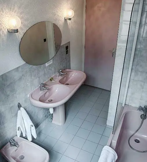 スタンダードルーム, Logis Hôtel De France