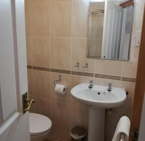 חדר סטנדרט, Newton House