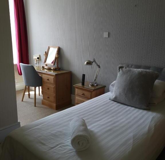 חדר סטנדרט יחיד, Newton House