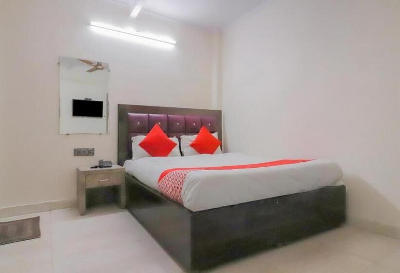 Трехместный Номер Классика, Oyo 81563  M G H