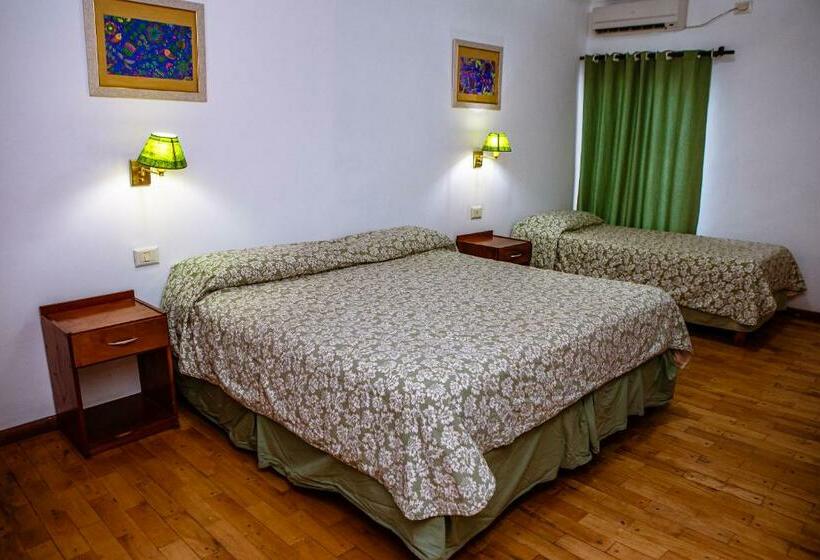 غرفة سوبيريور ثلاثية, Tajy Iguazu