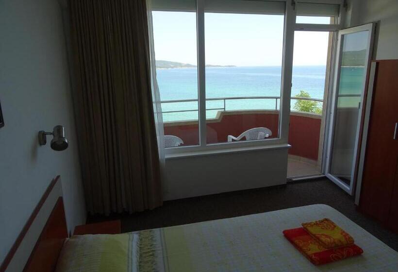 חדר סופריור נוף לים, Dobrevi Guest House