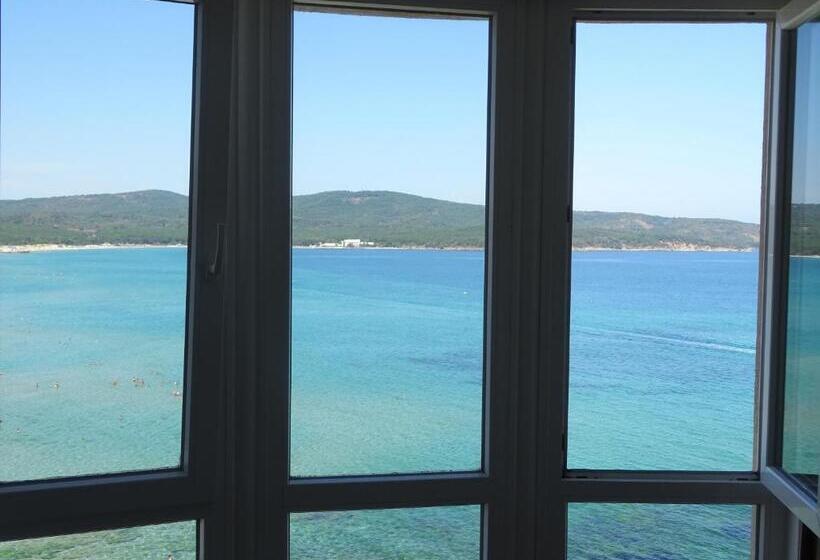 اتاق استاندارد سه نفره, Dobrevi Guest House