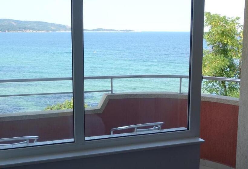 חדר סופריור נוף לים, Dobrevi Guest House