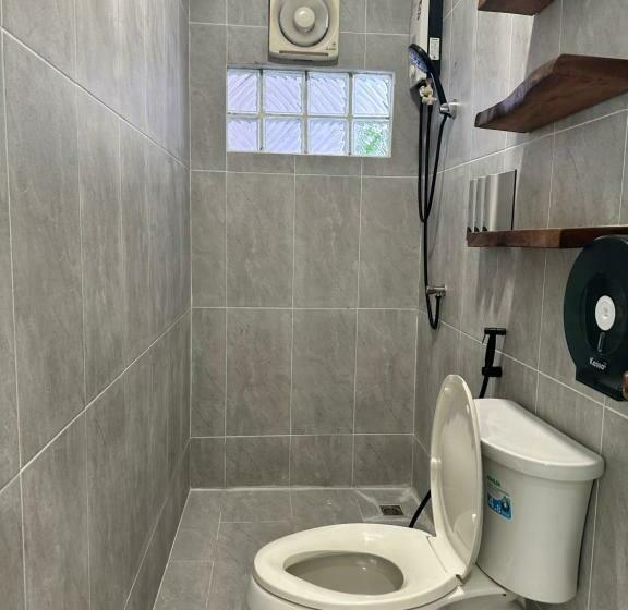 غرفة كلاسيكية مع بلكونة, Kala Krang Nueng