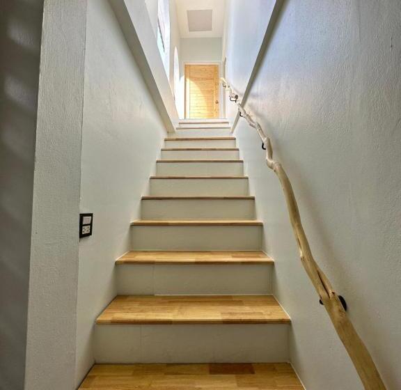 غرفة كلاسيكية مع بلكونة, Kala Krang Nueng