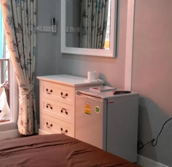 Deluxe Værelse, Kala Krang Nueng