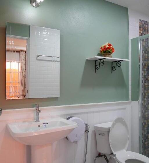 غرفة ديلوكس, Kala Krang Nueng