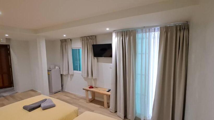 غرفة كلاسيكية رباعية, Kala Krang Nueng