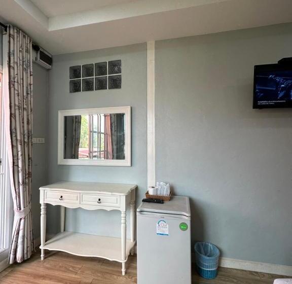 غرفة ديلوكس, Kala Krang Nueng