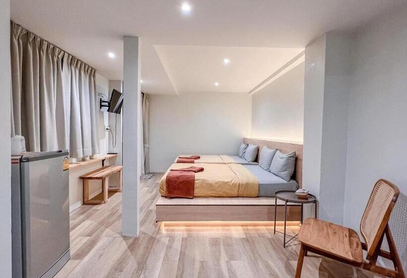 غرفة كلاسيكية رباعية, Kala Krang Nueng