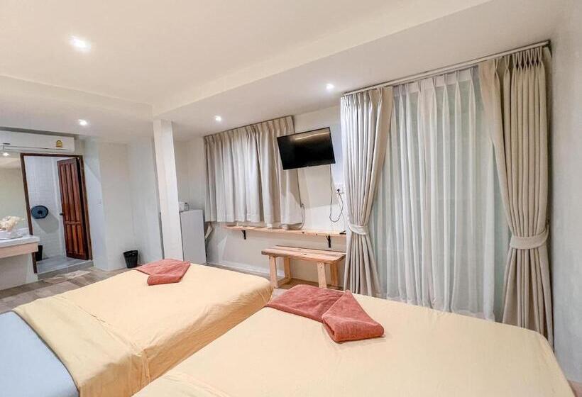 غرفة كلاسيكية رباعية, Kala Krang Nueng