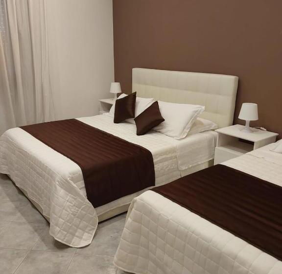 デラックスの4人部屋, Modular King Suite Intera Suite 9 Posti Letto O Singole Camere Da 2 E 4 Posti Letto