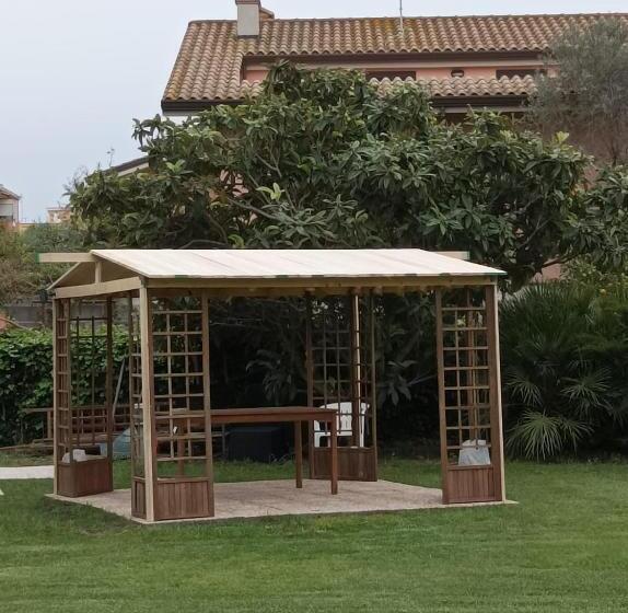 スーペリアースイート, Modular King Suite Intera Suite 9 Posti Letto O Singole Camere Da 2 E 4 Posti Letto