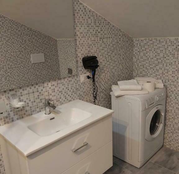 デラックスの4人部屋, Modular King Suite Intera Suite 9 Posti Letto O Singole Camere Da 2 E 4 Posti Letto