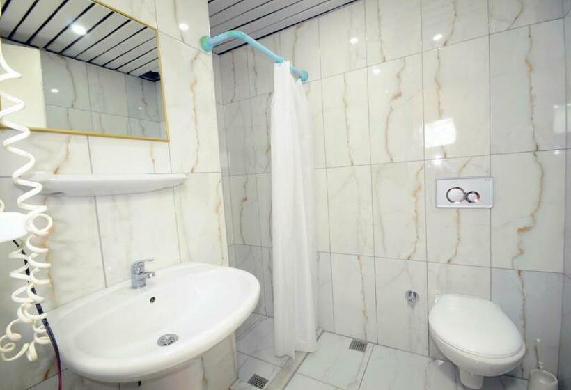 스탠다드 룸 가든 전망, Seri̇n