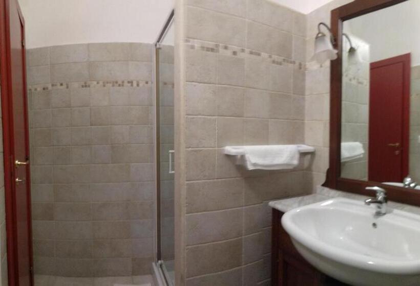 Семейный Номер, B&b The Fafodd