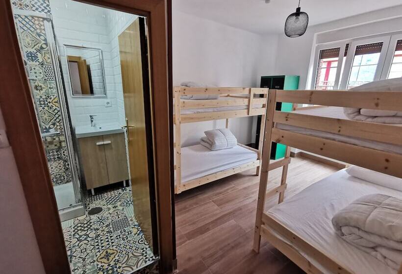 スタンダード４人部屋, Green Hostel Oviedo