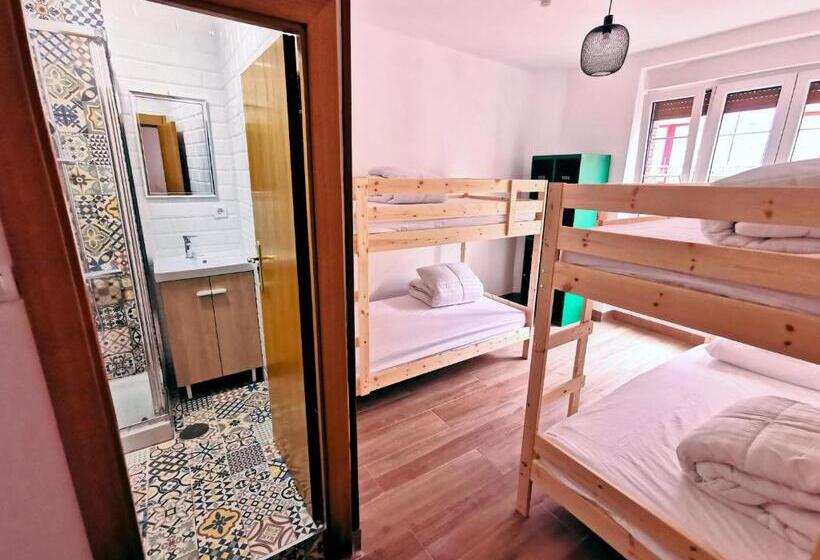 スタンダード４人部屋, Green Hostel Oviedo