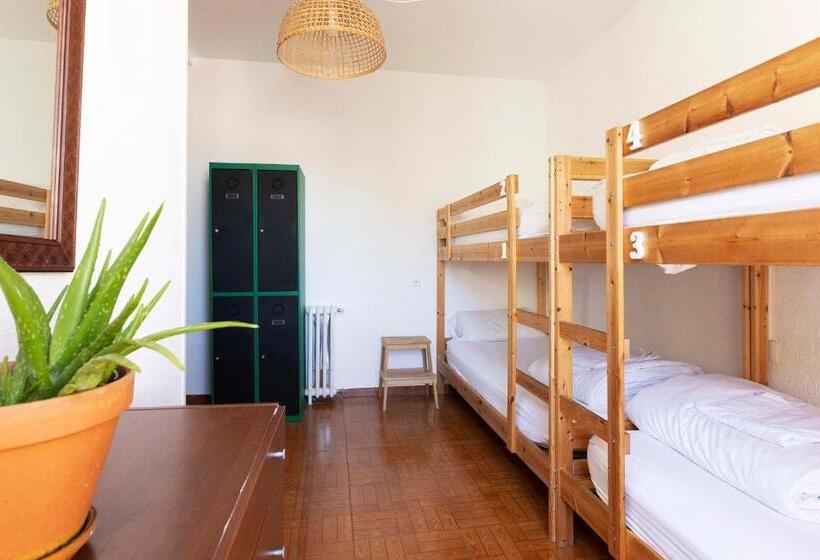 4인용 스탠다드 룸, Green Hostel Oviedo