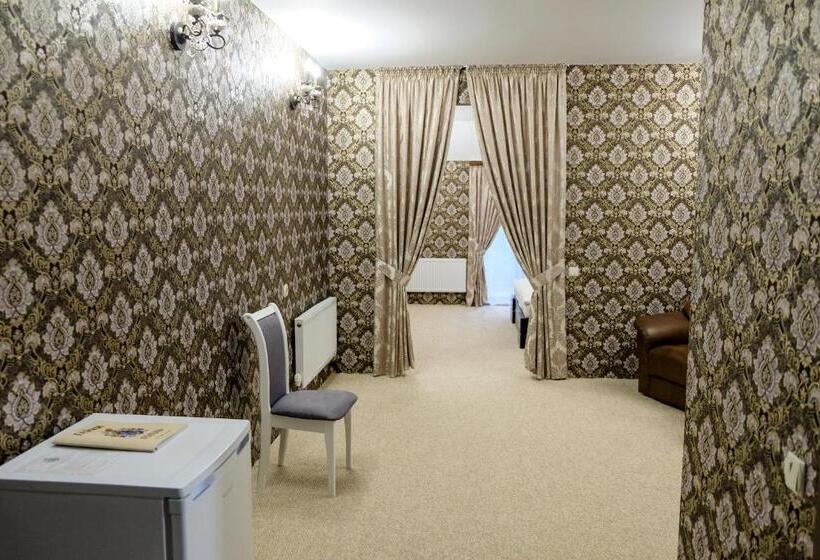 اتاق استاندارد سه نفره, оздоровчий комплекс гайки заїзд провулок сухий яр 12