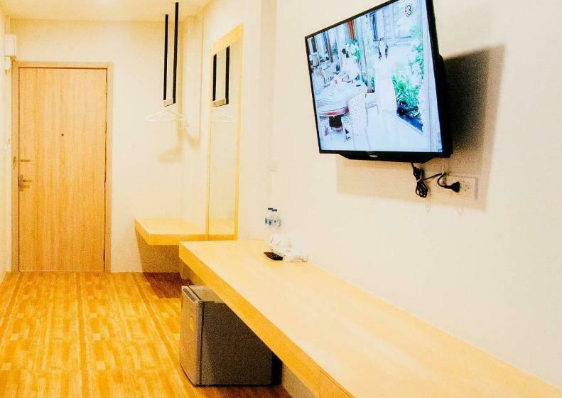 غرفة قياسية سرير كينج, The Charlotte Smart Hotel Lopburi