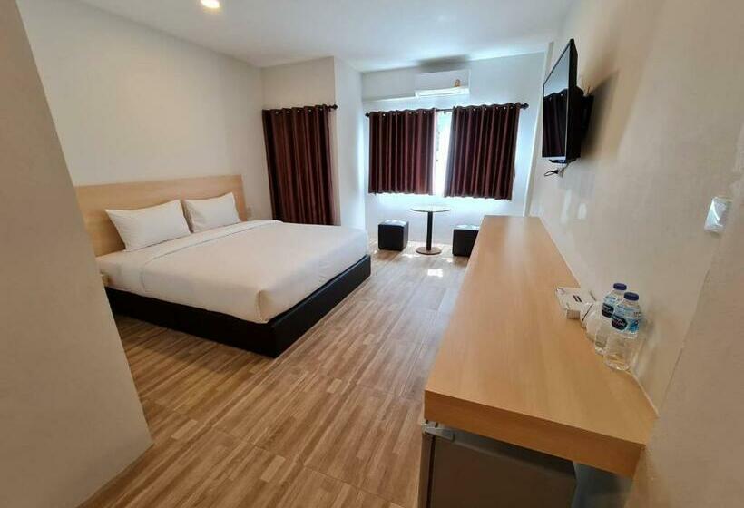غرفة قياسية سرير كينج, The Charlotte Smart Hotel Lopburi