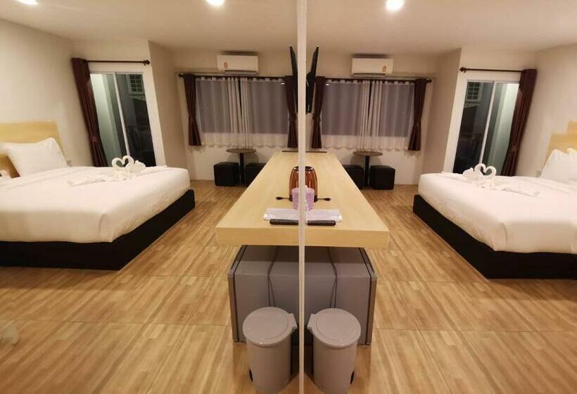 غرفة قياسية سرير كينج, The Charlotte Smart Hotel Lopburi