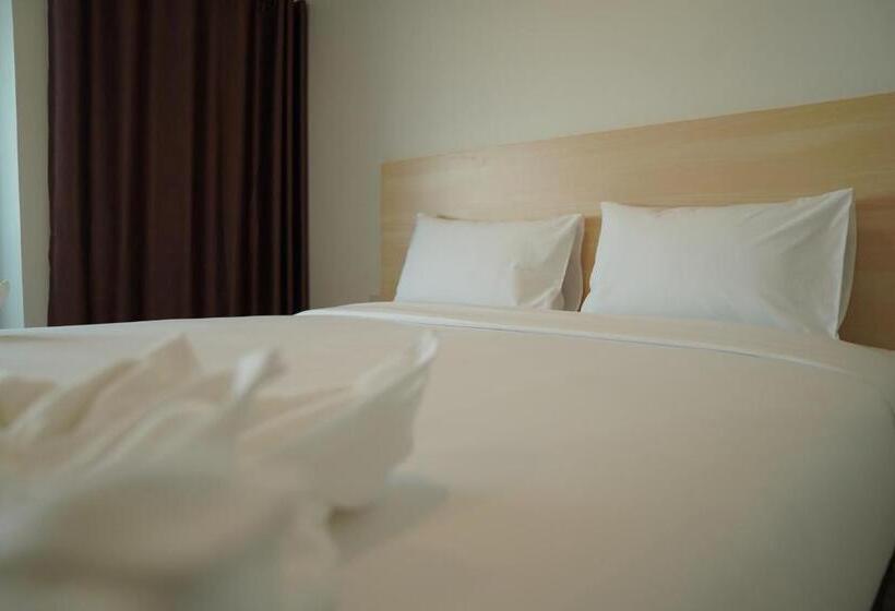 غرفة قياسية سرير كينج, The Charlotte Smart Hotel Lopburi