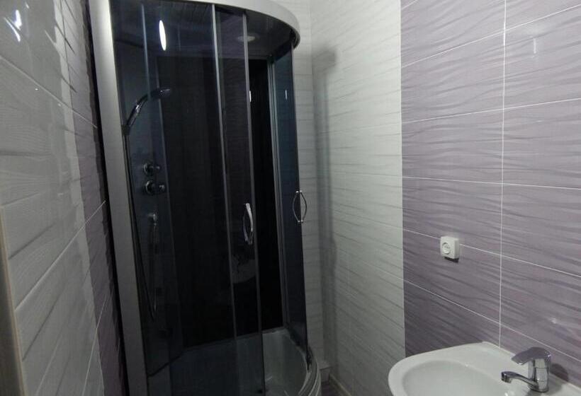 Апартаменты 3 Спальни, відпочинок у євгена та оксани