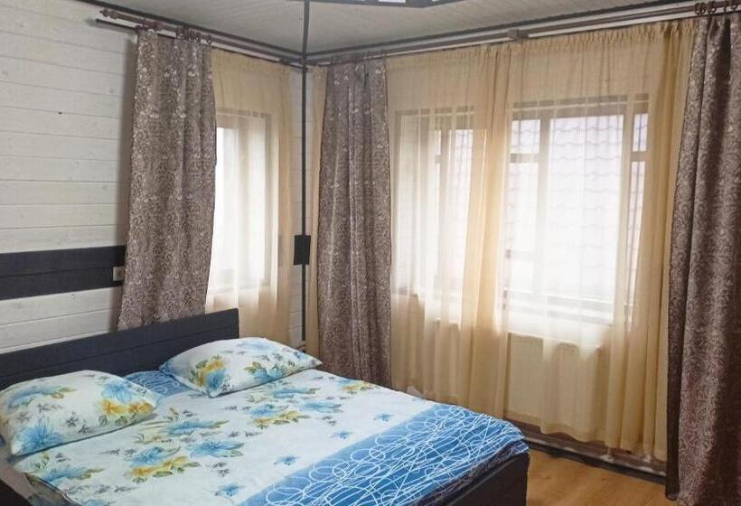 Номер Стандарт Трехместный, відпочинок у євгена та оксани