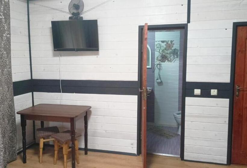 Номер Стандарт Трехместный, відпочинок у євгена та оксани