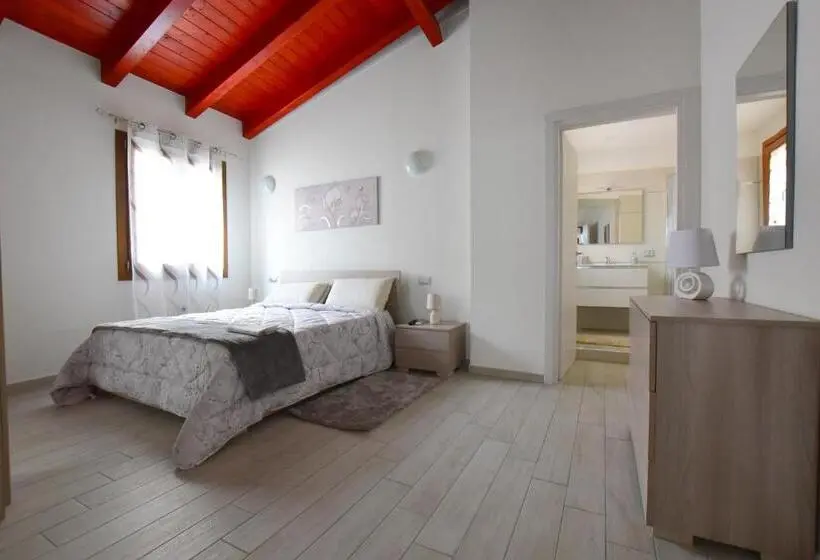 スタンダードルーム, B&b La Genuina