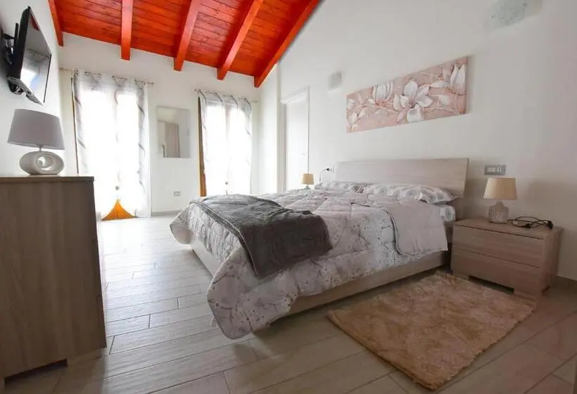 バルコニー付きデラックスルーム, B&b La Genuina