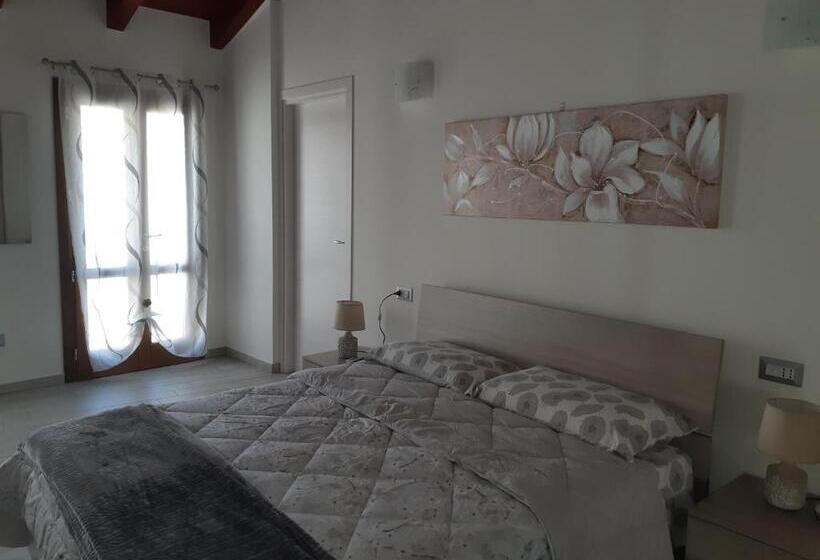 חדר דלוקס עם מרפסת, B&b La Genuina