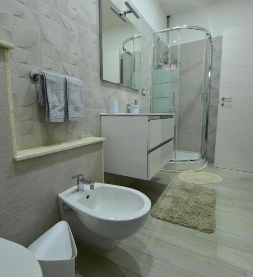 Номер Стандарт с Балконом, B&b La Genuina